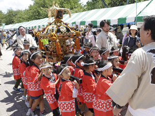 子ども神輿イラスト無料イラスト・フリー素材なら「イラストAC」