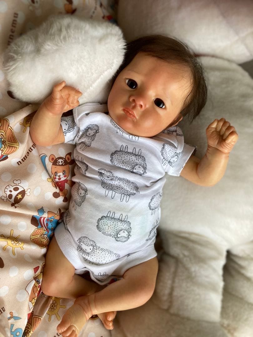 羨ましいほどのクリクリおめめ 🥺 今日の赤ちゃん🍼は @haru_mama124 さんのご投稿です^^୨୧ ୨୧  ドアップはるちゃん😅✌️❤️最近はお風呂前もお風呂中もお風呂後もご機嫌にしてくれるからママは助かってるよ〜🥺 眠たいとき