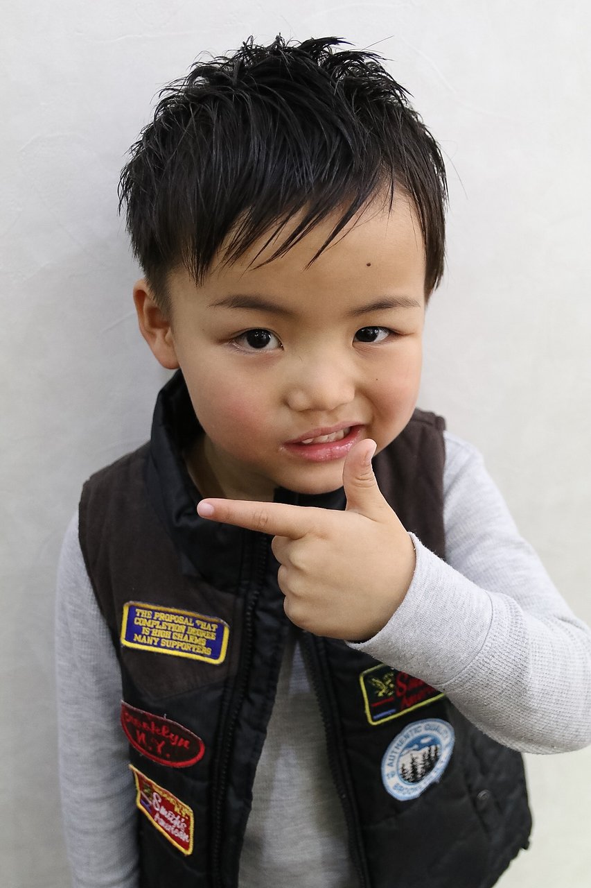 結婚式お呼ばれ」のアイデア 10 件男の子 フォーマル, 髪型 ボブ, 髪型 ショート