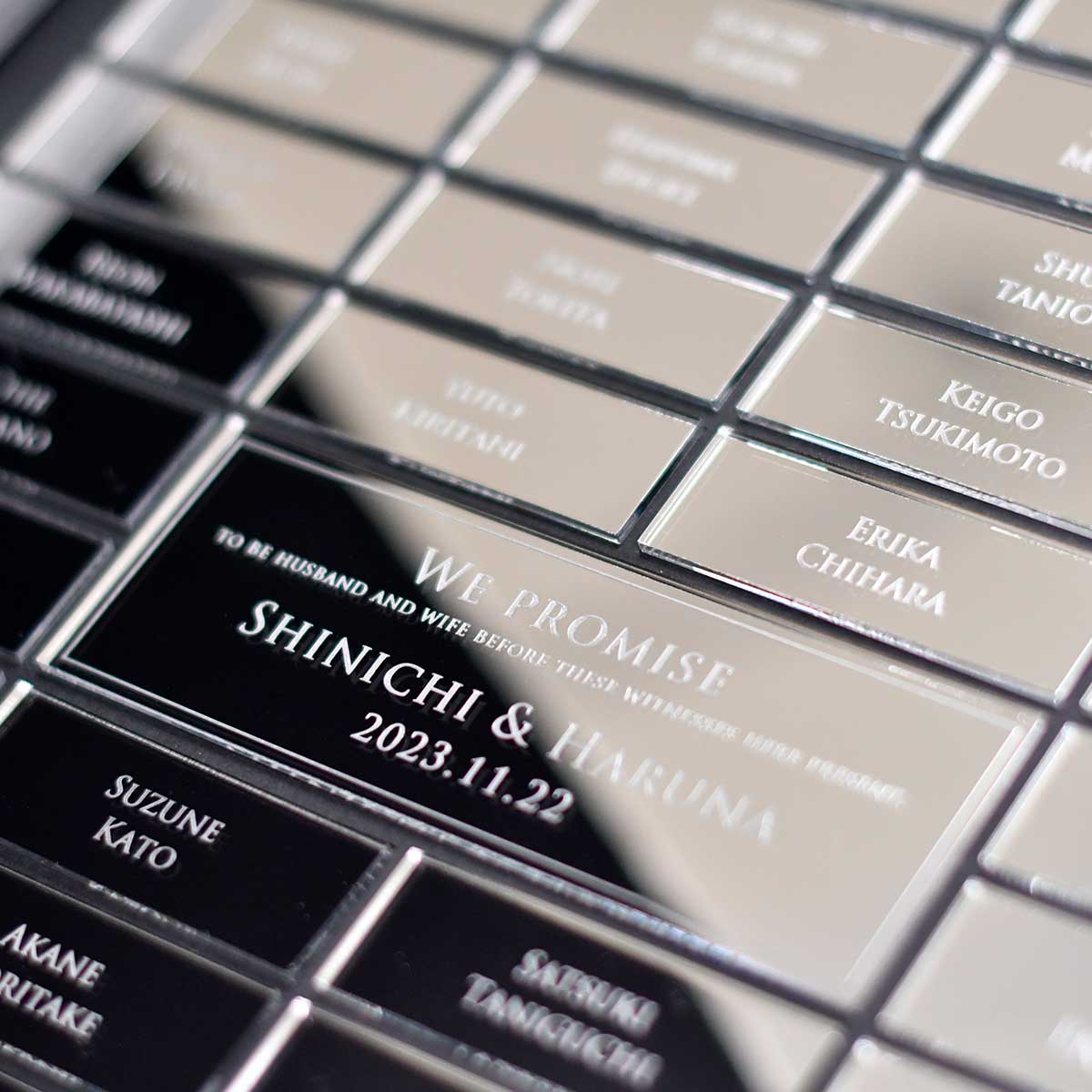 春らしい作品を 。 お花モチーフのゲスト参加型結婚証明書です。 こちらも淡い色で、一点一点着色しております。 結婚生活に一番大切なものは？という問いの答えを、色で選んでいただきます✨ゲスト参加型ゲスト参加型演出ゲスト参加型結婚証明書結婚証明書結婚