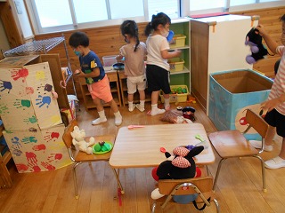 赤ちゃんや子どもとの室内遊び パンパース