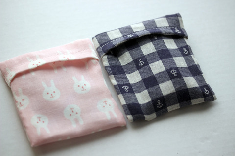 楽天市場 ひんやり 保冷 ベビーカーシート 保冷シート 冷たい 夏 メッシュ ベビー 赤ちゃん ベビーカー チャイルドシート 保冷パッド 保冷剤クール 夏用 通年 ギフト男の子 女の子 通気性 熱中症対策 : CLIVIA