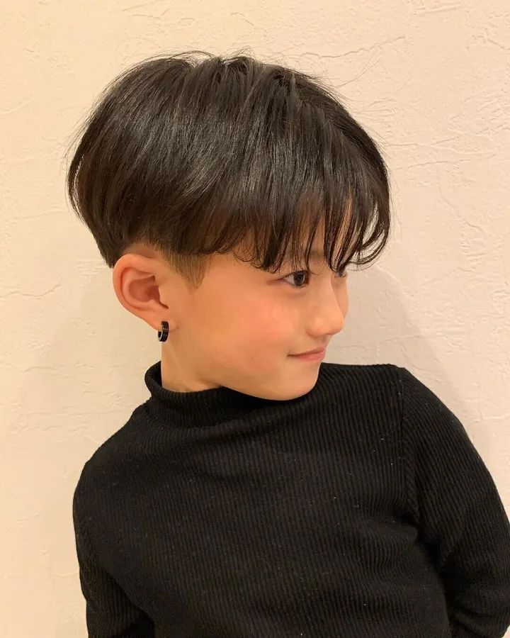 小学生男子のおしゃれな髪型アンケートでわかった人気の髪型をランキング紹介！HugKum はぐくむ