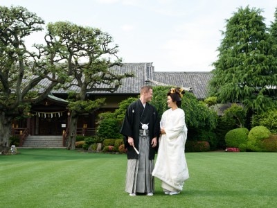 国際結婚で結婚式を叶える為の文化・通訳・祝儀・和装・アイデアをご紹介