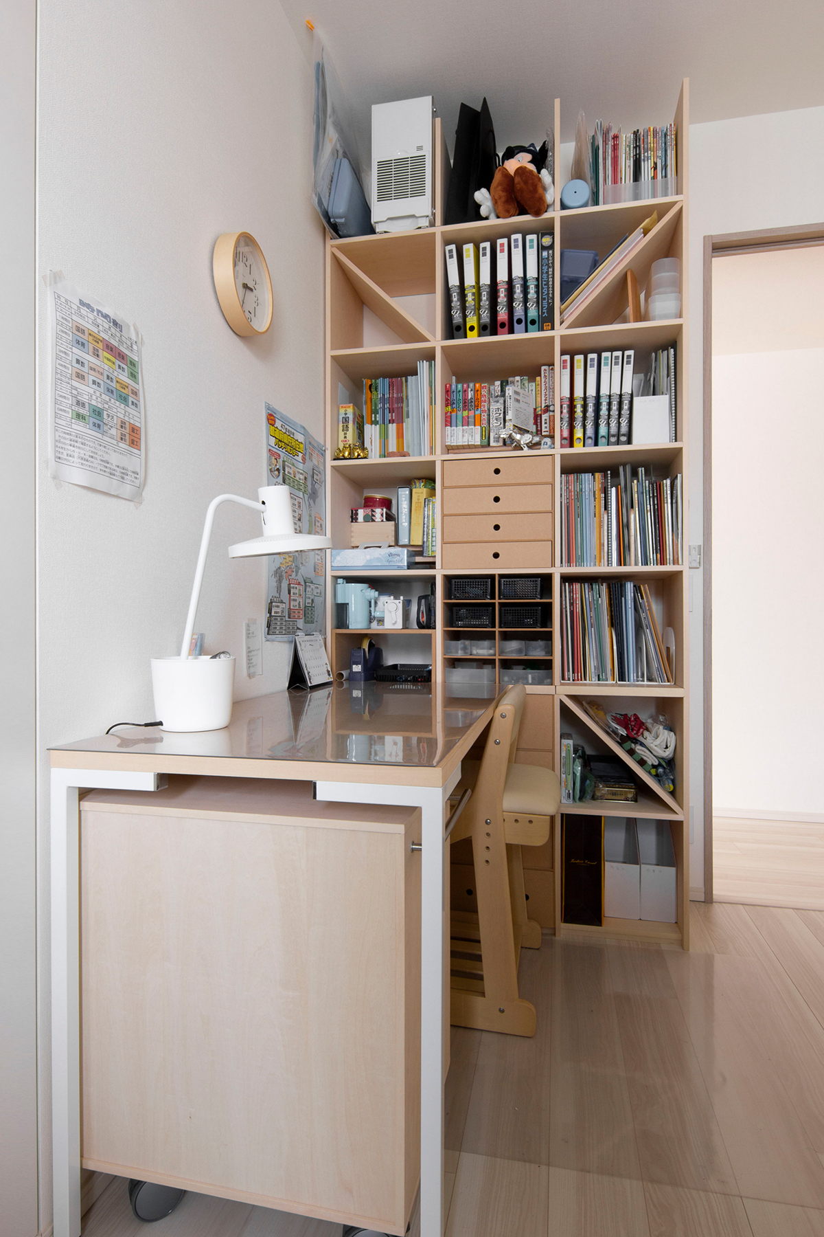 子供の学習机がこれで片付く！学生のための教科書プリント整理収納術 – 収納Schule 収納シューレ和歌山・整理収納アドバイザ