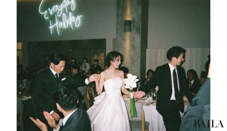 沖縄で叶える、おしゃれでエモいウェディングフォト&ムービー - Ryukyu Wedding琉球ウェディング沖縄のカジュアルウェディング 専門スタジオ