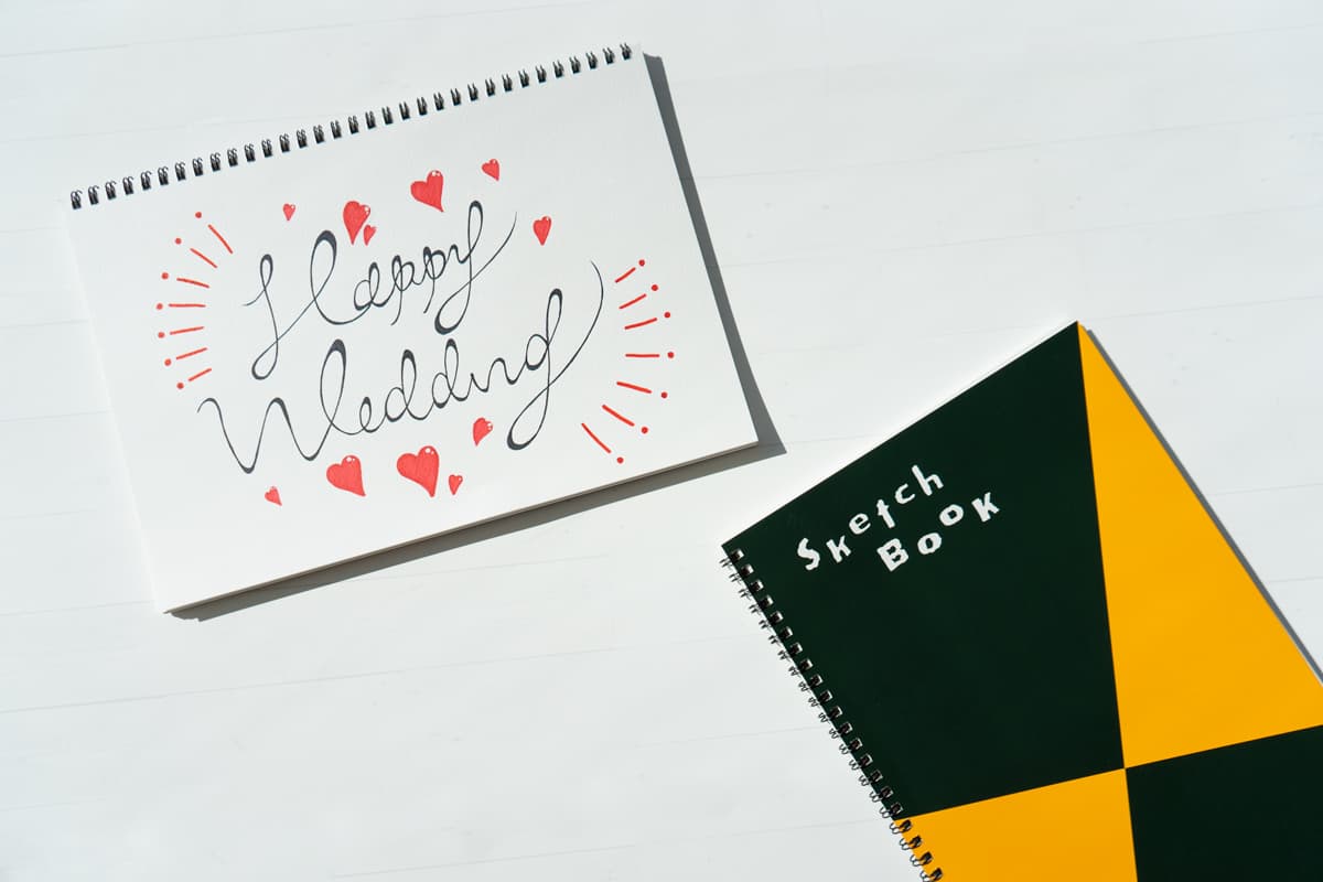 結婚式余興 総勢３０人で届けるスケッチブックリレー - YouTube