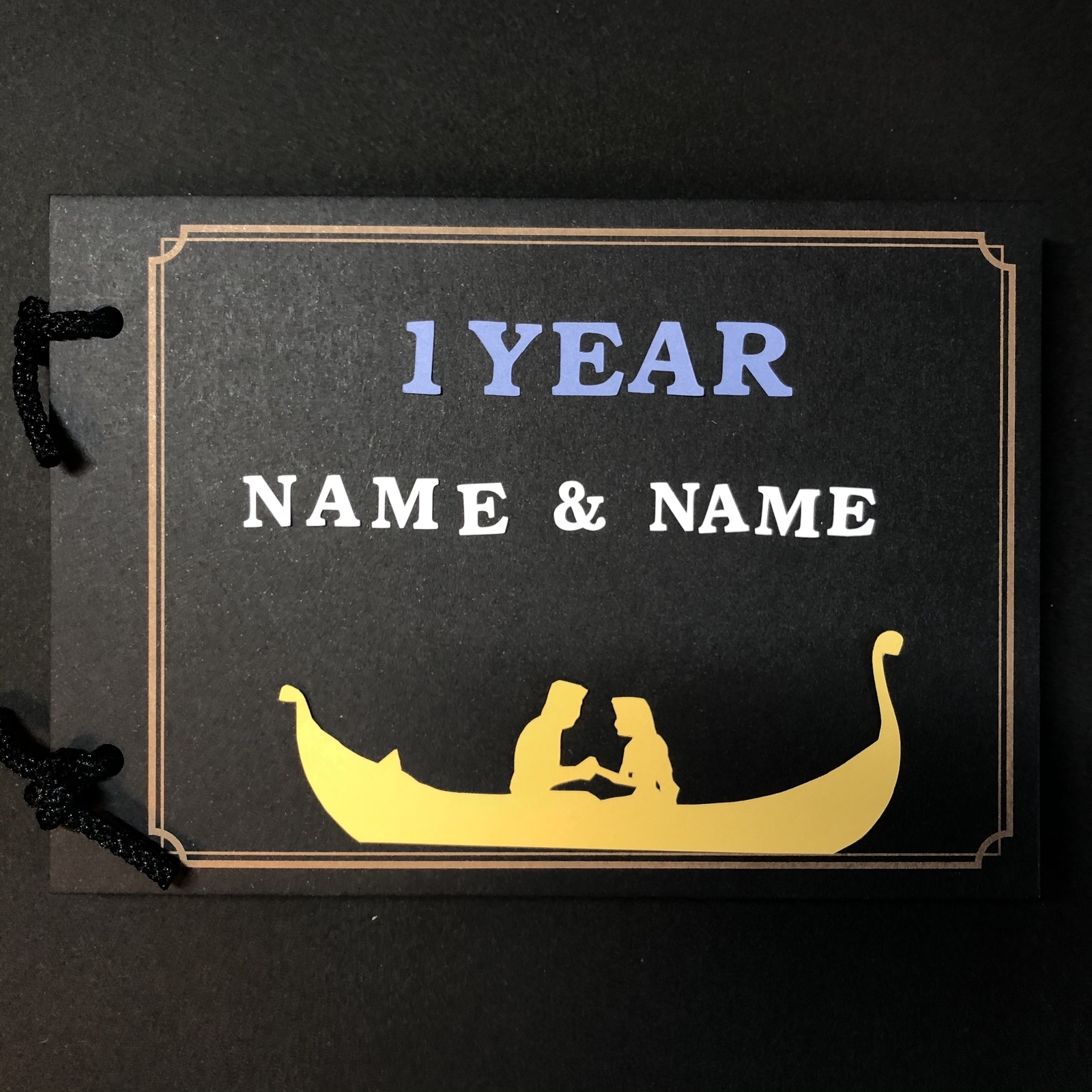 誕生日表紙🎂 ハッピーバースデーの文字デザインがお気に入りです☺️ メルカリにて販売中です！ アルバム仕掛け アルバムパーツ アルバム 仕掛け伸びるケーキ