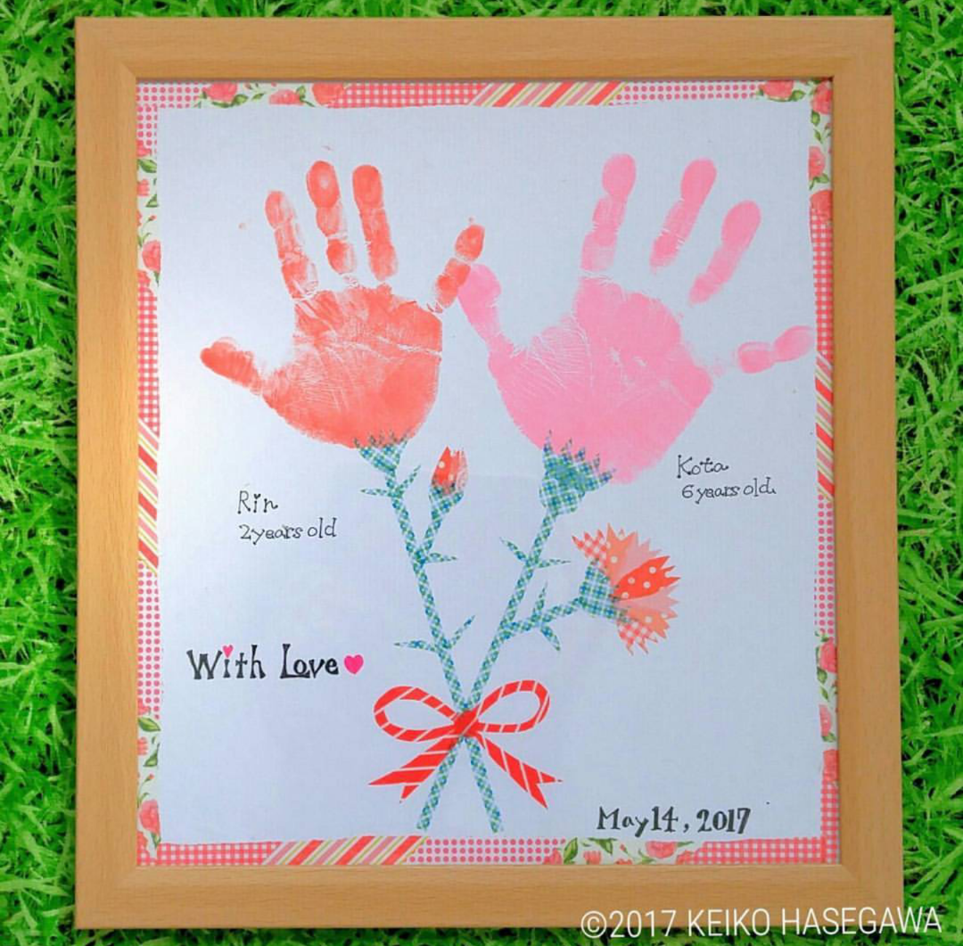 オーダー 子供 手形 アート 敬老の日 プレゼント 孫から ハンカチ １歳 手形 足形 赤ちゃん 虎 犬 猫 名入れ ハンドタオル お誕生日 孫の手形赤ちゃん てがた 敬老の日 母の日 プレゼント 記念品 誕生記録 出産内祝い 名入れ 日本製 綿 赤 青 黄色 送料無料ギフト似顔絵グッズ