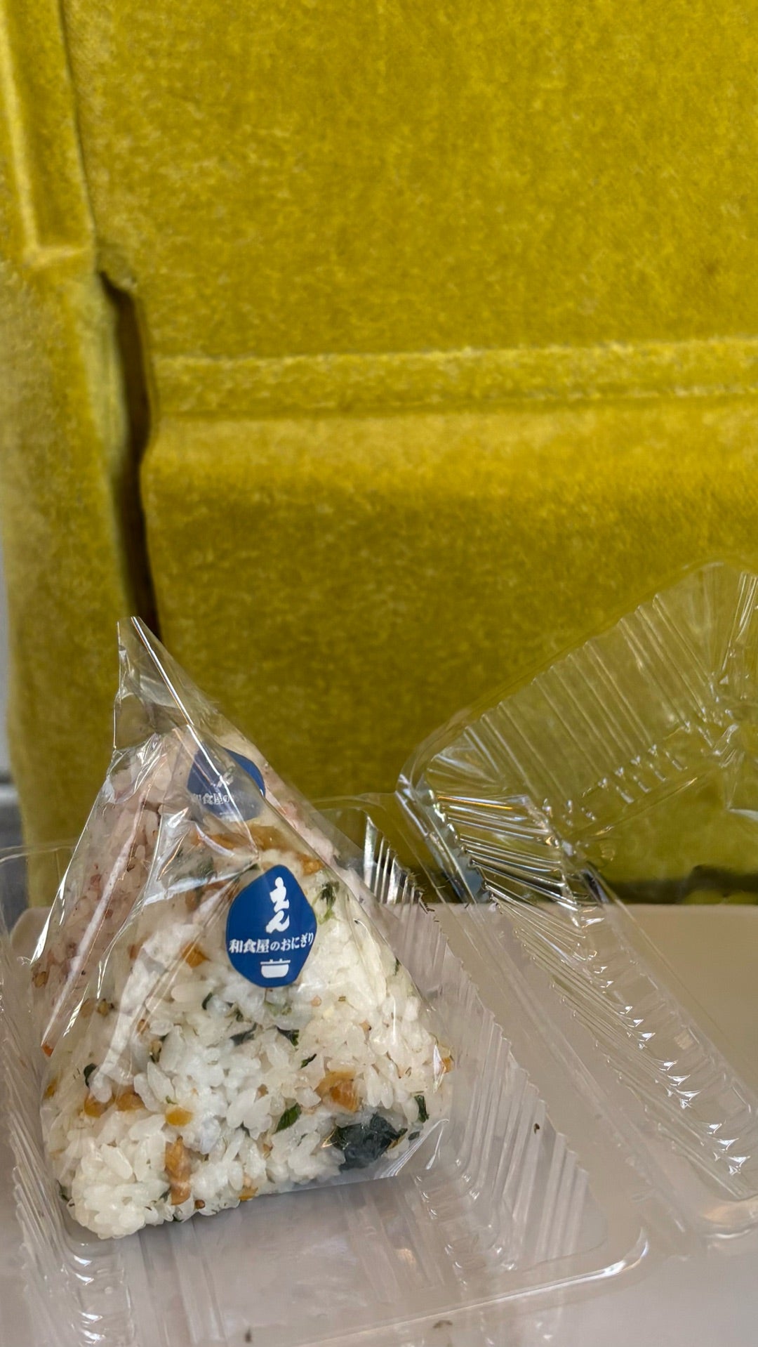 儚く消えてしまいそうな記憶ほど、いつまでも美しく輝く。 The more fleeting the memory, the more itshines forever.夏色フォトグラフィーうちだしんのすけ卒業夏休みノスタルジック女子高生女子高生モデル青春青春は戻らないらしいアオハル田舎