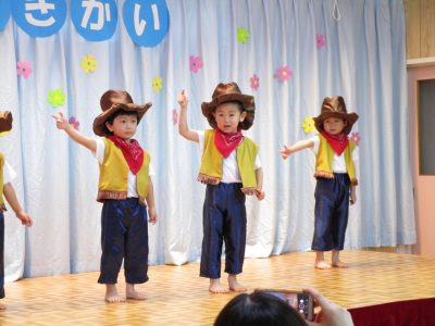 ドキドキ！ワクワク！のお遊戯会♪こども園えがお