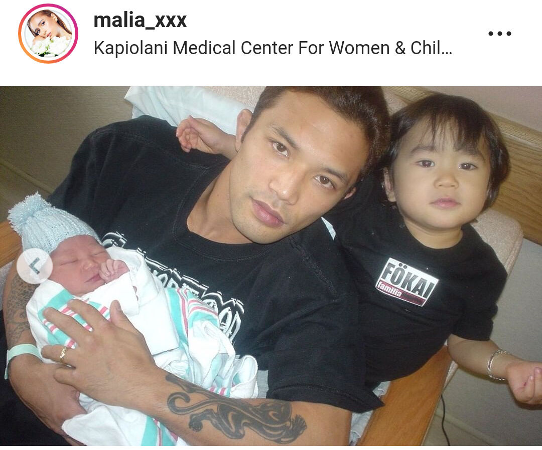 ＭＡＬＩＡ． 山本ＫＩＤ徳郁さんが次男を抱く写真を公開 １７歳誕生日迎え「見守ってくれてますね」の声 - スポーツ報知