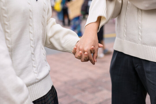 あなたはどのつなぎ方？？ Pairsで恋人を見つけよう♡ ▷ http:bit.ly 2kYH8Fu Pairs -ペアーズは１８歳未満の方はご利用いただけません