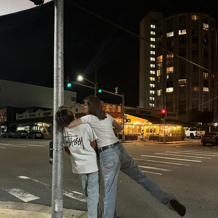 オンライン授業なのに毎朝ワックスつけてます」梨花の長男に反響 「すごいイケメン」「ママそっくり」 - スポーツ報知