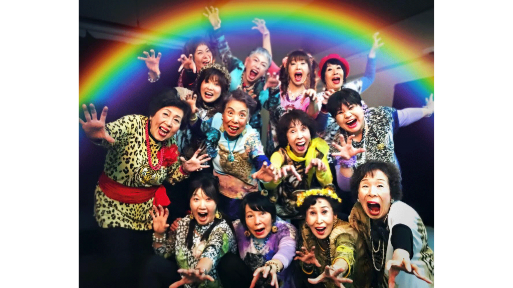 値引き交渉をする大阪のおばちゃん イラスト素材7303879- フォトライブラリ