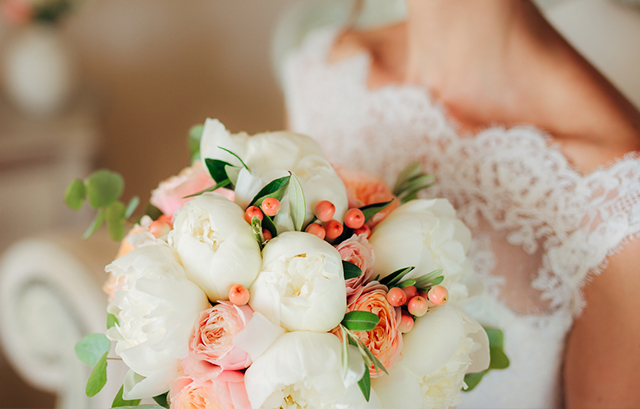ブーケとは？由来や意味を知って素敵な結婚式を