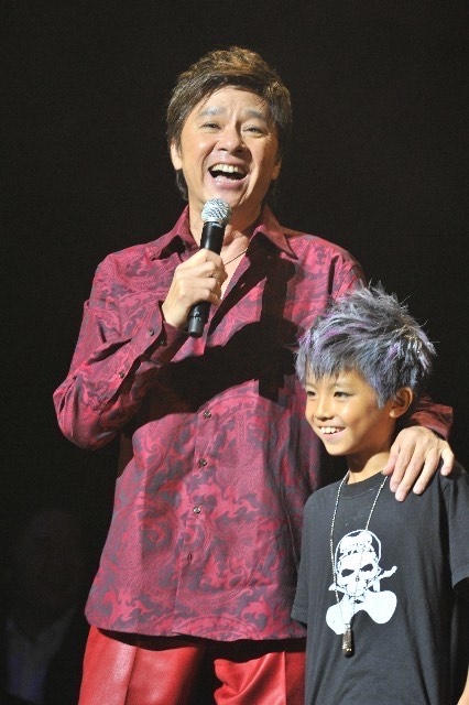 西城秀樹さんと親交深い“甥っ子”宅見将典と戸田恵子「秀樹さんは突然、無茶なことをおっしゃる 笑 」 豪快エピソード懐かしむ – ニッポン放送 NEWSONLINE