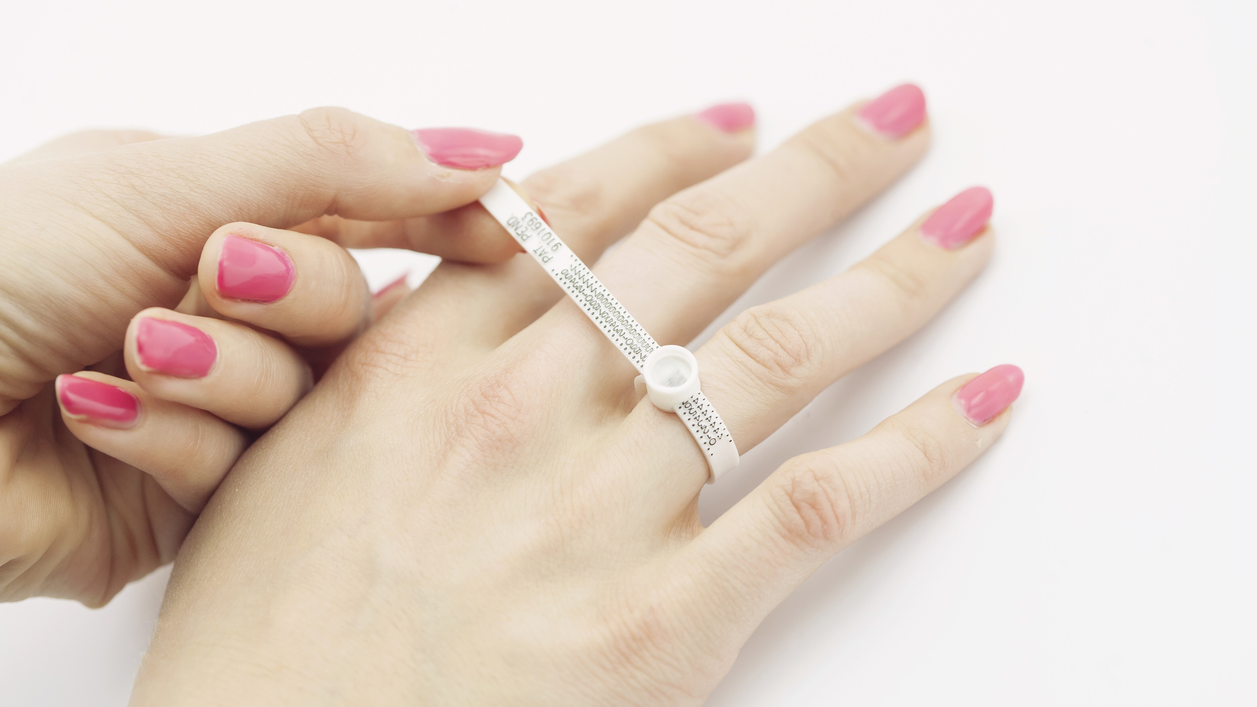 女性の指輪のサイズの平均って9号って言われてるけど本当? ジュエリー大百科