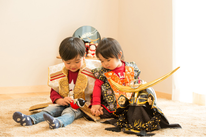 陣羽織 端午の節句 男の子 子供用 ２歳-３歳用 陣羽織 紺地、木瓜に華様紋- 七五三 着物 お宮参り 産着 子供浴衣 洗える着物を格安販売 京都室町st