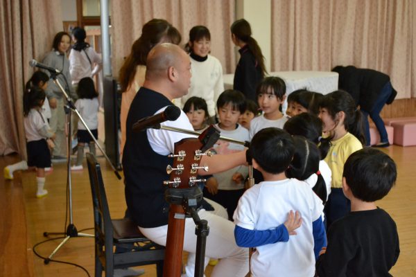 新・CDのおしらせ・まっちゃんの『ごきげん ぽっぽっぽっ』