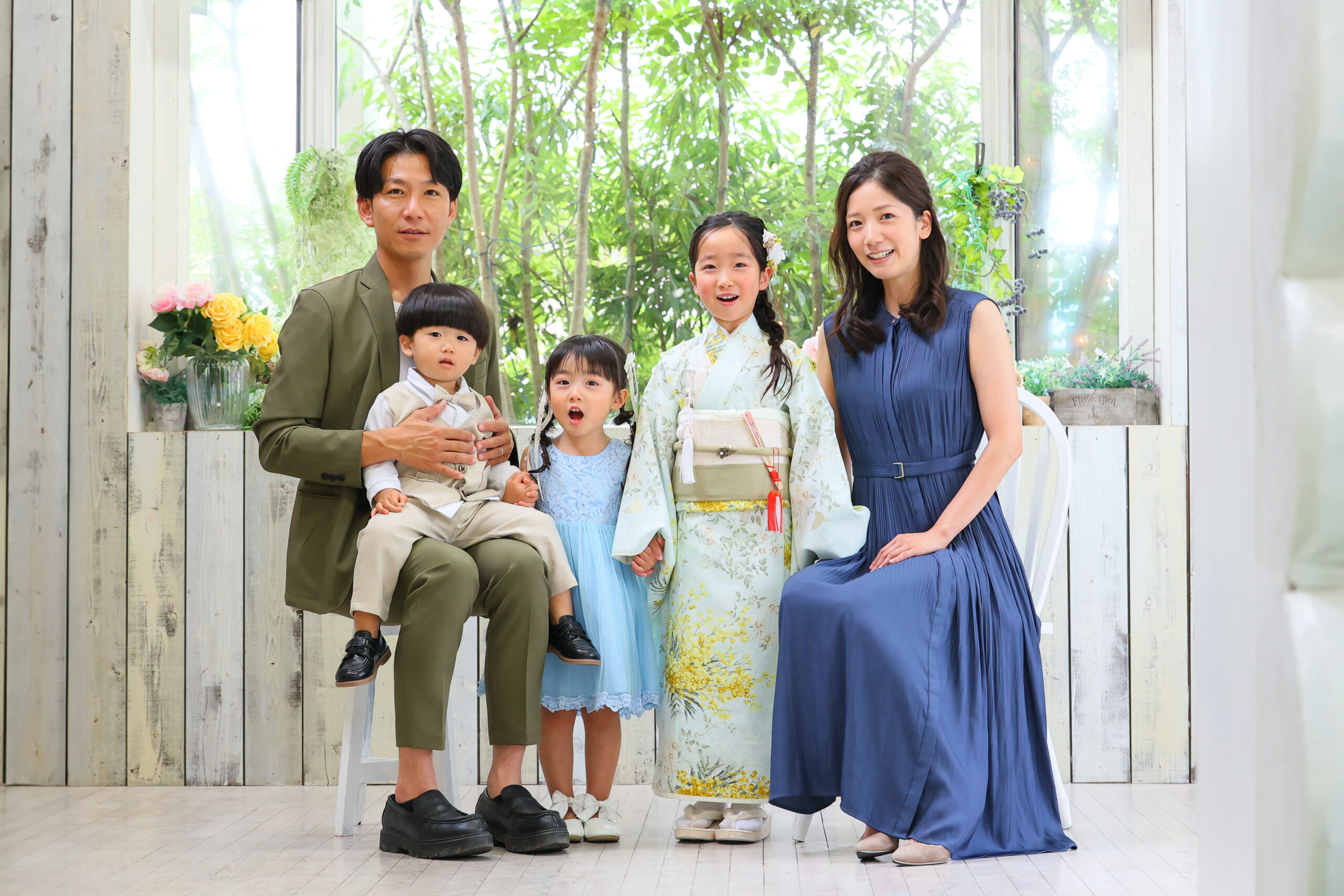 七五三 ご家族の服装のおすすめ横浜、綱島で家族写真の撮影なら写真館まつむらフォトスタジオ