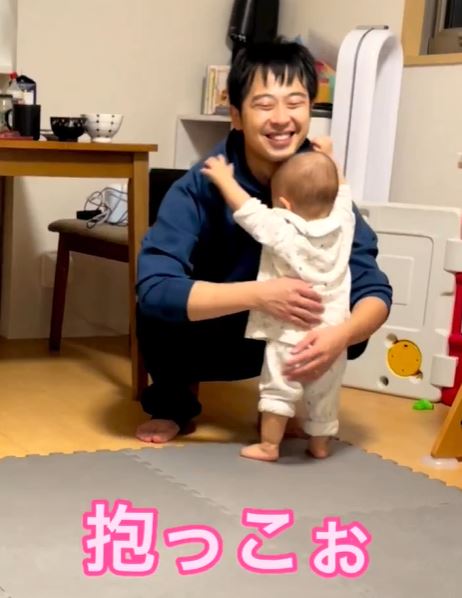 ダッコルト DAKKOLT レッド1歳2歳3歳セカンド抱っこ紐 日本製 ママイト 折りたたみスリング