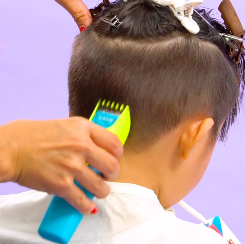 男の子のカット 伸びてきたツーブロックの内側だけバリカンでカットHairstyle for Kidshair works &SOL -YouTube
