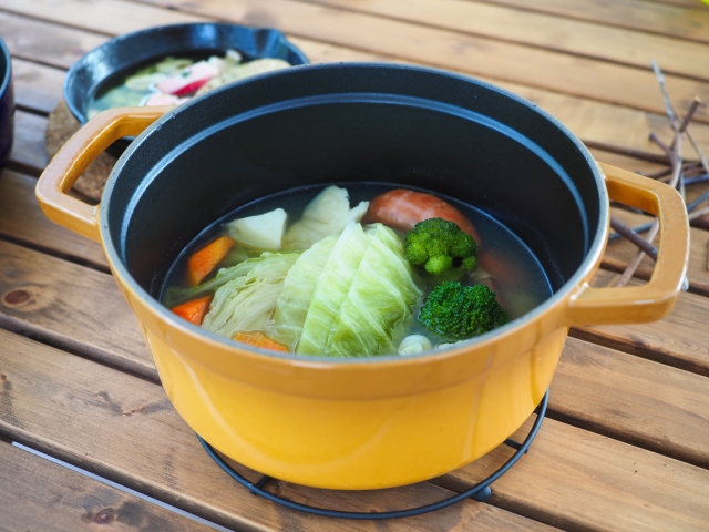 春を味わう！旬の食材を使った簡単キャンプ飯レシピCAMPTIONS