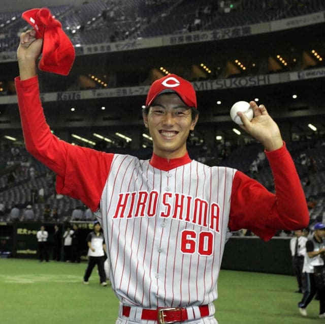 斎藤佑樹引退 ハンカチ王子ファンにおくる早稲田実業時代の忘れがたき3試合 3ページ目デイリー新潮