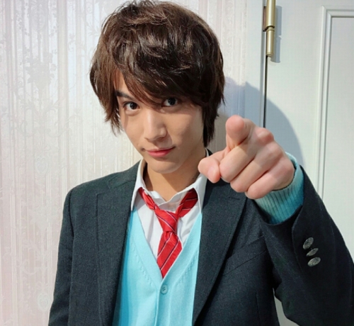 指差し」を描いたイラスト特集