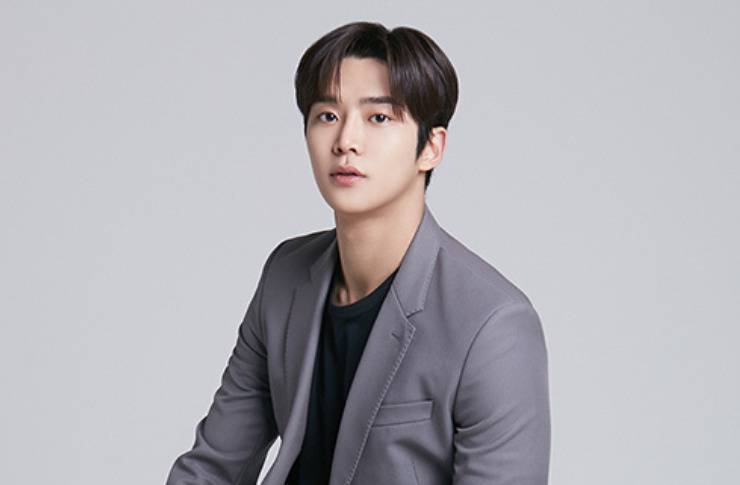 ロウン結婚‼️ビックリです。ほんとなんでしょうか⁉️まだ信じがたいカフェNAMI ❤️HAPPY TIME WITH YOU❤️