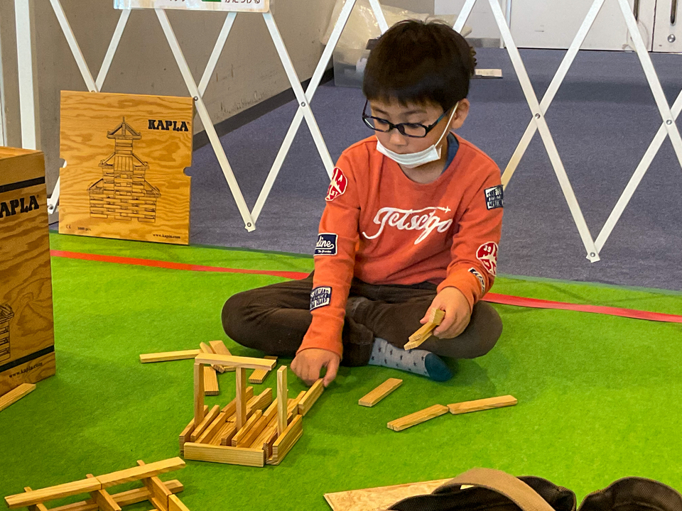 大阪・関西万博 関西の子育て世帯「万博行く」派は過半数超え 関東は16.5％ 訪問意欲の地域差大きく いこーよファミリーラボ調査アクトインディ株式会社のプレスリリース