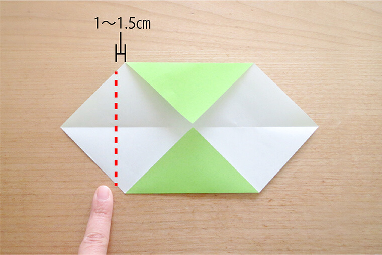 鯉のぼりの折り紙。簡単に幼稚園児でもかわいい鯉のぼりが作れます。ポール 棒 付きで５月の幼児の製作にも最適です♪おりがみっこⅡ