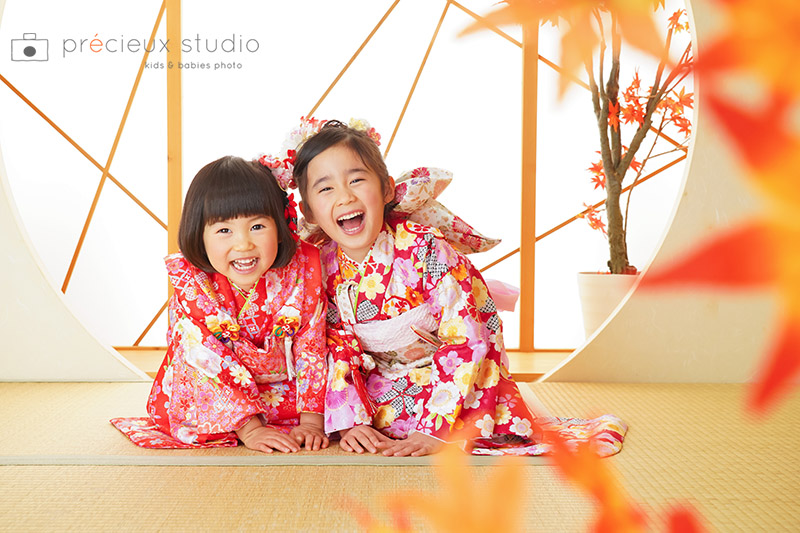 七五三の姉妹の服装小学生の女の子用上品ワンピースのおすすめランキングキテミヨ-kitemiyo