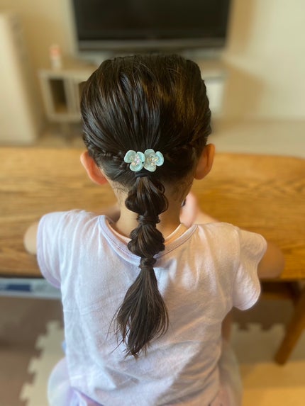 子供髪型アレンジ女の子 簡単で幼稚園でもくずれない♡結ぶだけのオシャレヘア