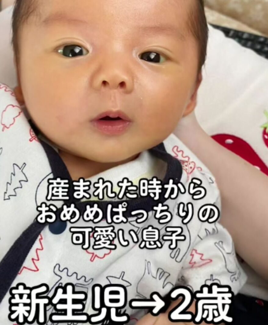 😘𓂃.｡.:*‎♡ᩚ 手足口病で顔がほっそりして イケメンになったさくちゃん🤣 どんどん赤ちゃん感が減っていくなぁ嬉しいような悲しいような🥹💕キャリーオンキャリーオンコーデ男の子男の子ベビー赤ちゃん赤ちゃんのいる生活赤ちゃんのいる暮らし3歳