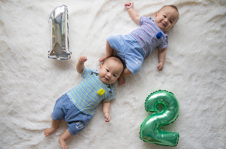 ハーフバースデー バースデーフォト 自宅フォトマンスリーフォト タペストリー 羽 - メルカリ