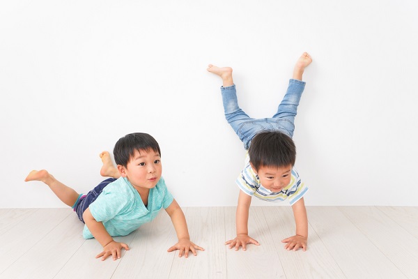 集団遊びの様子♪ かえで組 ３歳児- 新川崎 学びの保育園 新川崎 学びの保育園