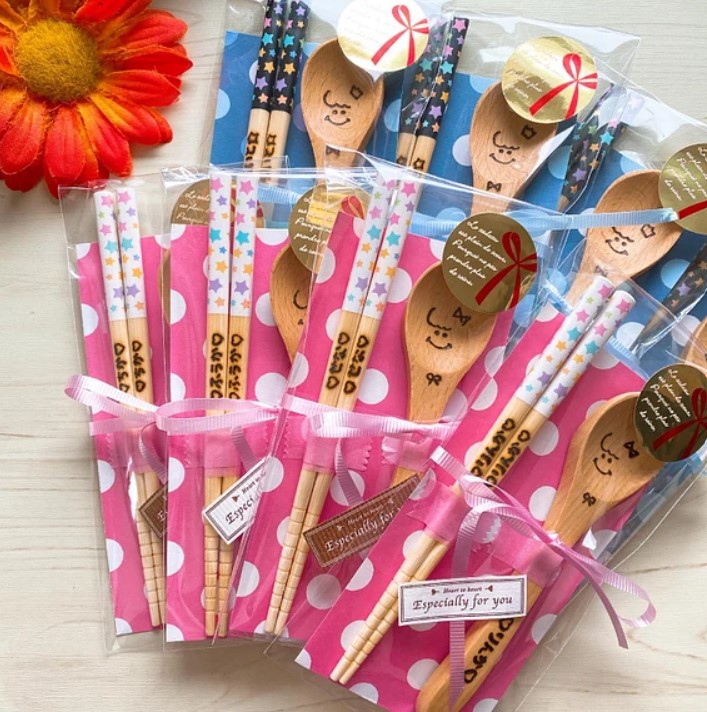 卒園ちょっとしたプレゼントで貰って嬉しいもの♪友達やママ友へのプチギフトを値段別に紹介！おからドーナツのアトリエ