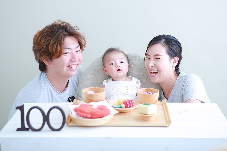百日祝い お食い初め 写真撮影フォトスタジオでお子さまと素敵な思い出を！スタジオアーク プラスナチュ