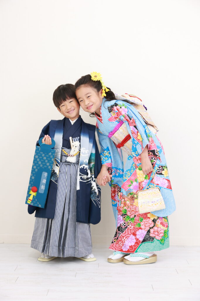 七五三の姉服装はどうする?素敵な姉の服装マナーと選び方のポイントを紹介