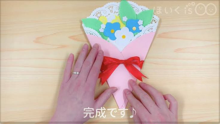 保育製作 母の日 5月 カーネーション 手作り折り紙 花束 幼稚園 保育園 壁面飾りYahoo!フリマ 旧PayPayフリマ