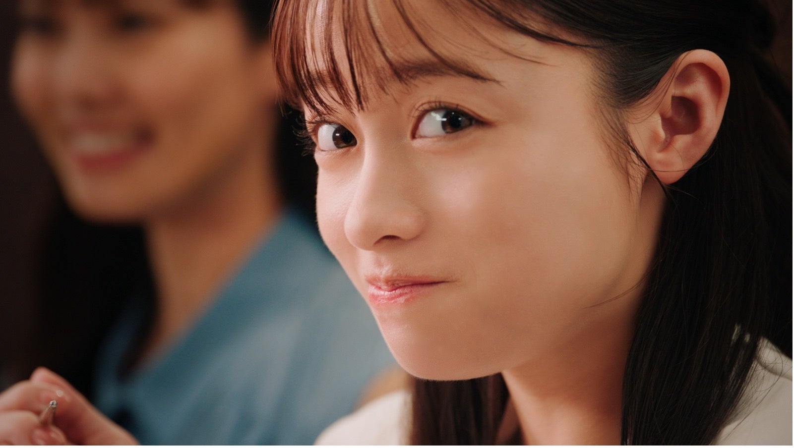 橋本環奈、幼少期の写真が「ちょー可愛い」 大絶賛の一方 「PCR検査」めぐり思わぬ反応: J-CAST ニュース