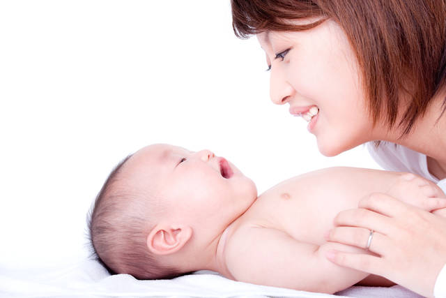 赤ちゃんの奇声をあげる理由は？成長のあかし？！ルカコ 育児をおしゃれにスマートに