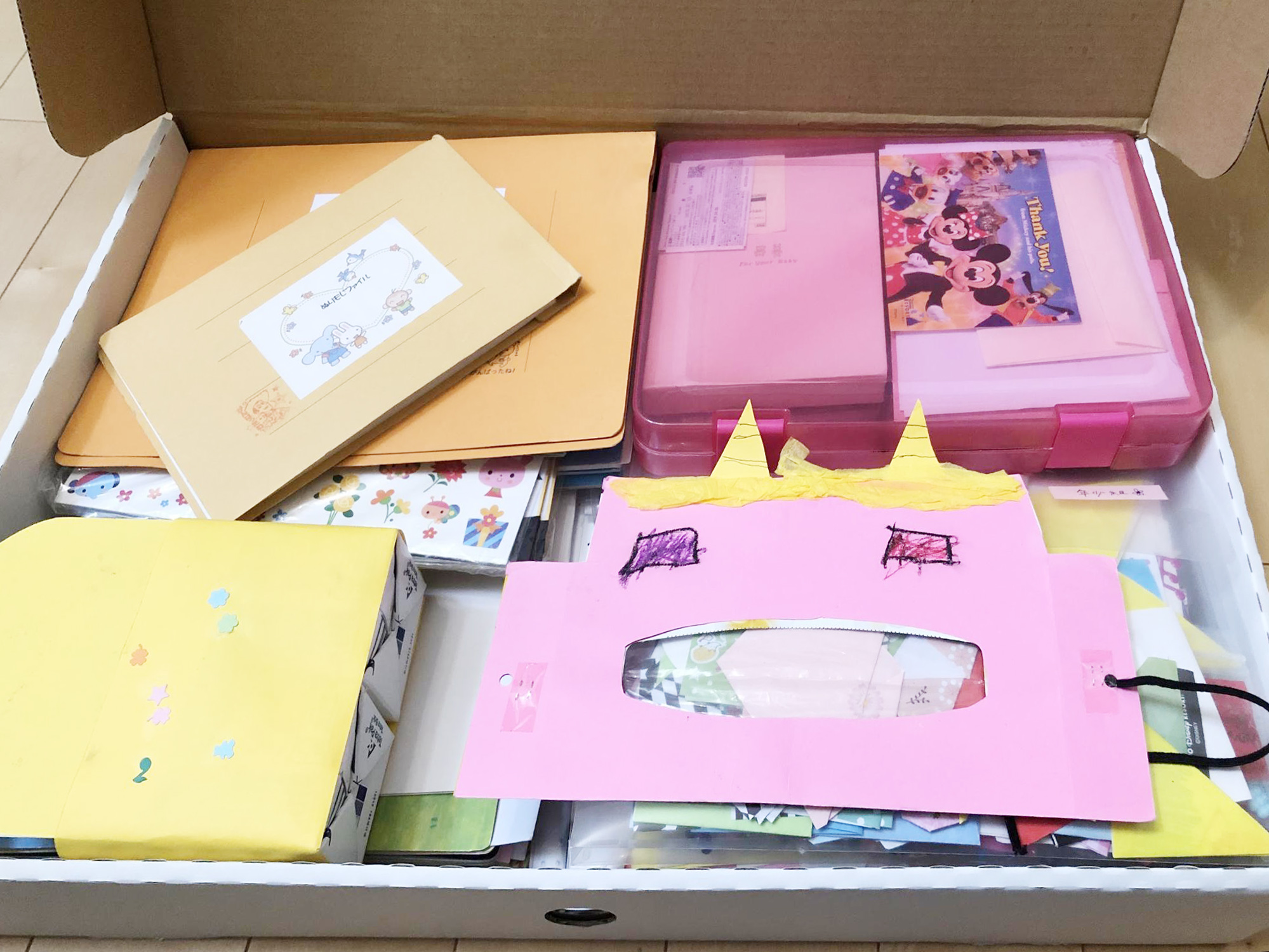 次々に増える子供の作品！！おすすめ保存法と収納アイデアをご紹介！宅配型トランクルーム sharekura