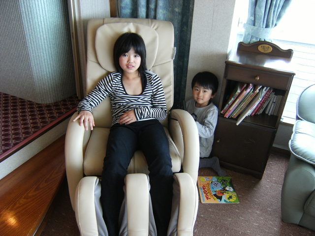 姉「今日風呂入る？」 弟とのやり取りに「マジでこれ」「電車で笑うの堪えた」 – grapeグレイプ