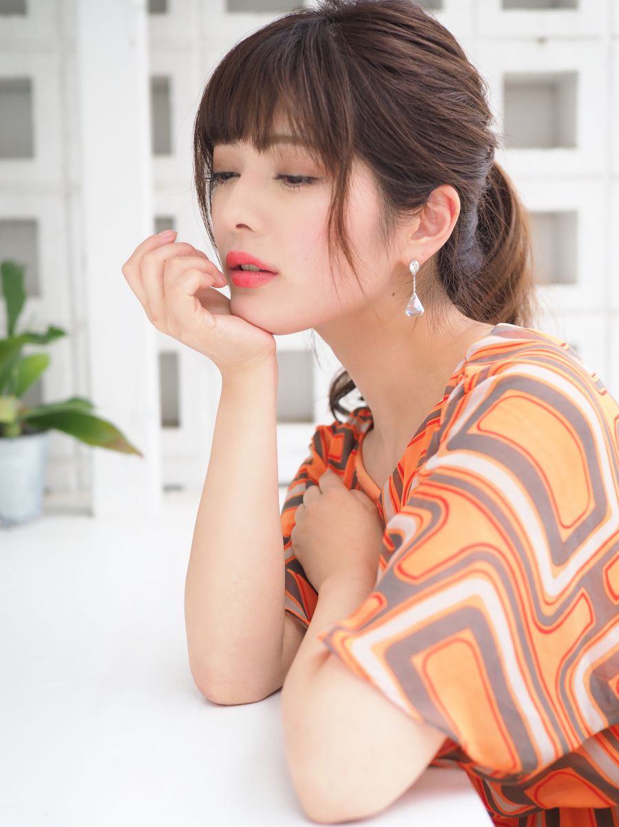 頬づえ初音ミク つきばえ - Illustrations ART street